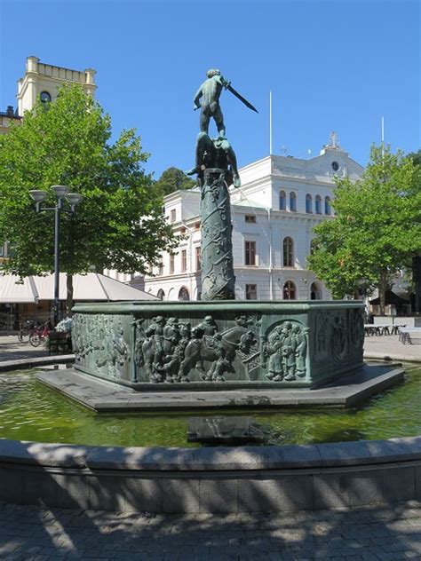 KALMAR, SWEDEN - fountain/ КАЛЬМАР, ШВЕЦИЯ - фонтан | Flickr