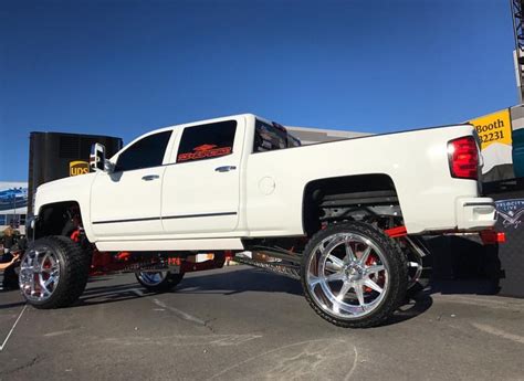 Sema 2016 Gm Trucks Custom Lifted Trucks Gmc Trucks