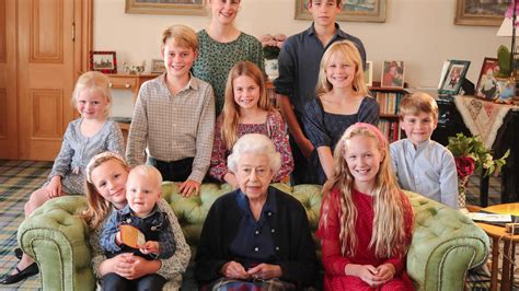 Tribute to our Gan Gan: Kate shares unseen picture of Queen with her