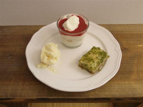 Baklava mit türkischem Kaffee Beeren Mascarpone Träumchen Pina Colada