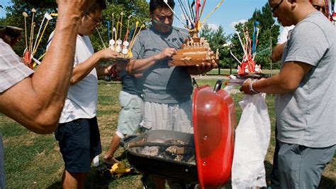 New Yorks Communal Summer Ritual Grilling The New York Times