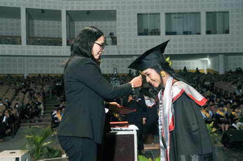 PELAKSANAAN WISUDA PERIODE SEMESTER GASAL 2023 2024 Pascasarjana ISI