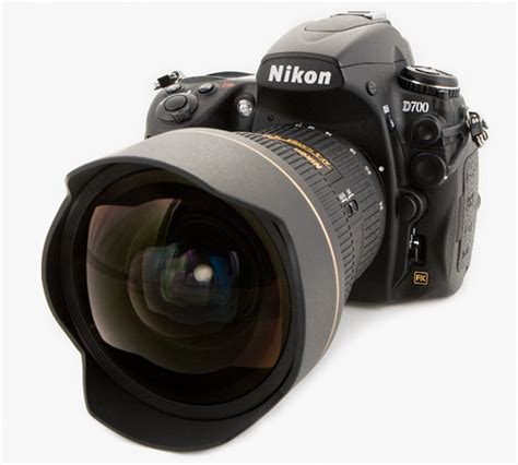 Review Nikon D700 Photofacts