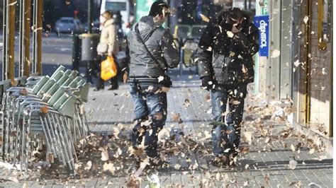 Fuertes rachas de viento en Zaragoza a cuántos kilómetros por hora