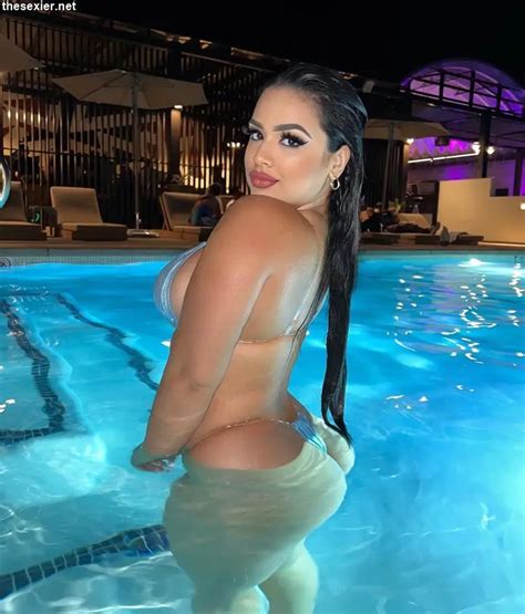 Hot Bikini Babe Nadia Khar In The Pool Hink THESEXIER Net