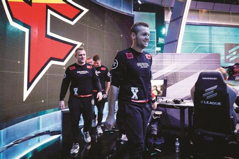 FaZe Clan Dominate Na Vi To Reach The ELEAGUE Major Grand Finals