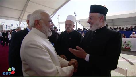 Ahmadiyya Leader Welcomes Indian Pm Modi To Israel Along With Israeli