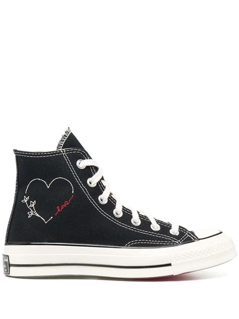 Converse Heart Embroidery Classic Chuck Sneakers in Black | Lyst