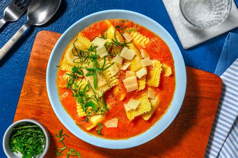 Tomaten Wortelsoep Met Spinazie Ricotta Ravioli Recept HelloFresh