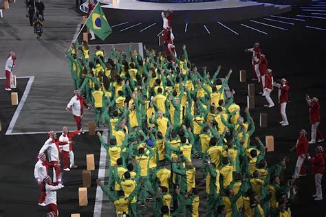 Atletas brasileiros medalhistas olímpicos nos Jogos de Paris ganharão