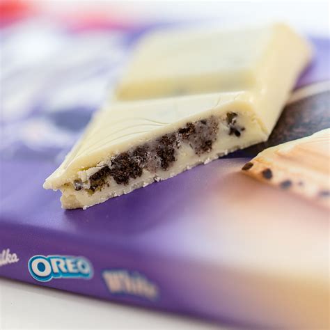 Milka White And Milk Chocolate Ph