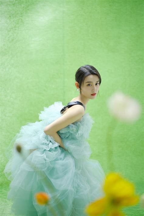 Cdrama Tweets On Twitter Jiangyiyis Team Shares Photoshoot Outtakes