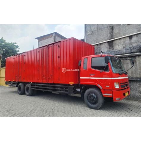 Truk Mitsubishi Fuso Tronton FN 61 FL HD Box Besi 2020 Di Jakarta Utara