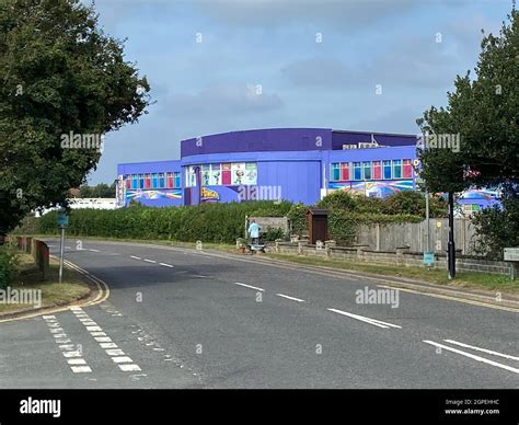 Chalets Pontins Holiday Park Camber Hi Res Stock Photography And Images