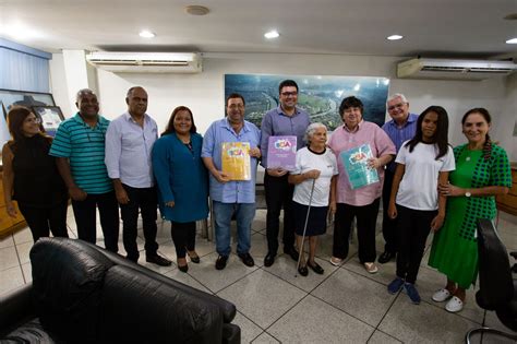 Volta Redonda Recebe Mais Livros Em Braile Para Biblioteca Para