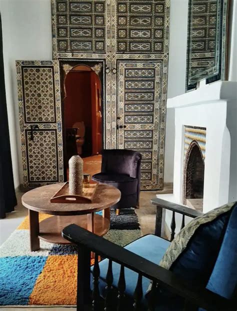 Ancient Marrakech medina riad for sale : stunning 310m2 renovated riad