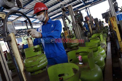 FOTO Hadapi New Normal Pertamina Pastikan Ketersediaan BBM Dan Elpiji