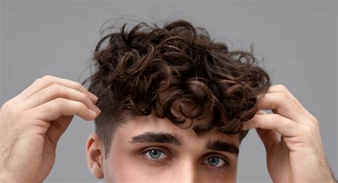 Stylists Explain What To Look For In The Best Curly Bundle Hair - Ruka Hair