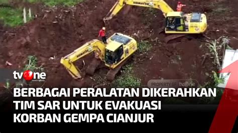 Tim Sar Gunakan Berbagai Peralatan Saat Evakuasi Korban Gempa Cianjur Tvone Youtube