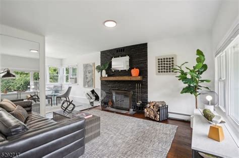 Colonia Nj Homes For Sale And Colonia Nj Real Estate Trulia