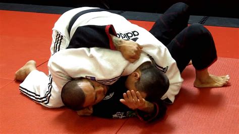 Jiu Jitsu Techniques Guard Pass Submissions From Side Control Armbar Triangle Lapel