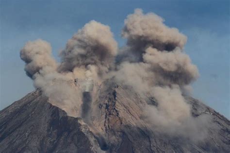 Bahaya Masih Mengancam Status Gunung Semeru Naik Ke Level Siaga