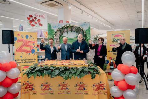 Interspar Le Dune Di Comiso 25 Anni Di Successi Una Festa Con Buoni Da