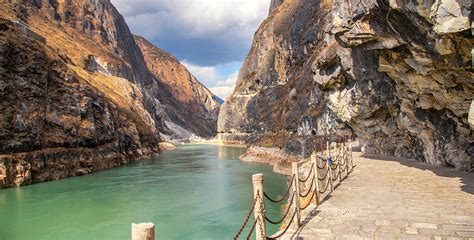 丽江虎跳峡门票丽江虎跳峡门票预订丽江虎跳峡门票价格去哪儿网门票