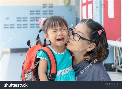 Kid School Crying Photos Images And Pictures