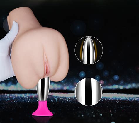Plug Anal Metálico con Ventosa de Silicón Kinkyss