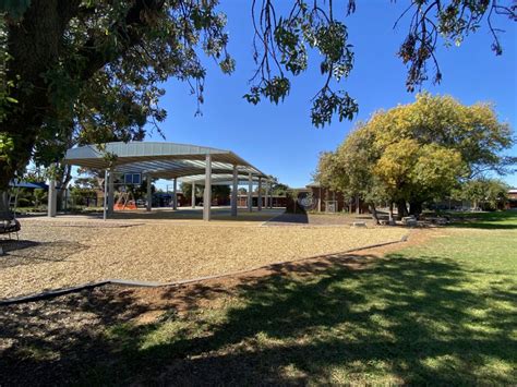 Brompton Primary School Cola And Outdoor Areas Camco