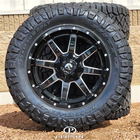 Fuel D610 Maverick 20x10 6x13555 24mm Y Nitto Ridge Grappler 35 Juego De 4 Ebay