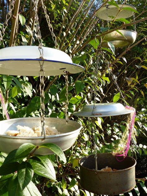 How To Make An Upcycled Bird Feeder Using Vintage Enamel Vintage