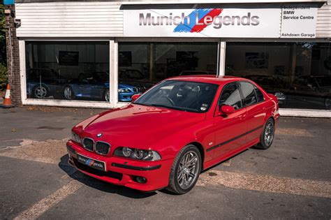 Bmw M5 E39 Red