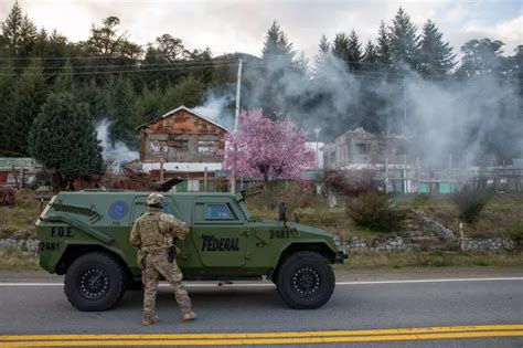 Villa Mascardi Avanza El Operativo De Desalojo De Una Comunidad