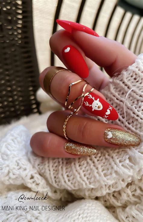 50 Festive Holiday Nail Designs And Ideas Ombre Glitter Tip