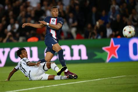 Uefa Champions League Player Ratings Psg Juventus Get Italian