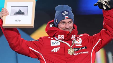 Mistrzostwa Wiata Planica Piotr Y A Odebra Z Oty Medal Za