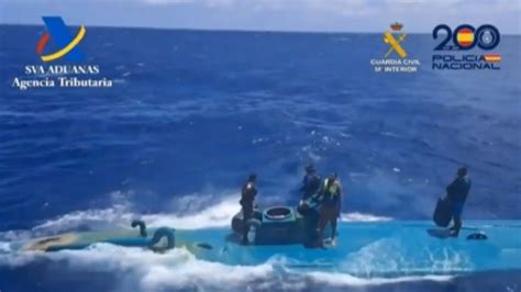 Interceptado Un Narcosubmarino En Aguas De C Diz Hay Cuatro Personas