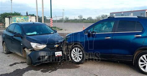 Hoy Tamaulipas Accidente En Tamaulipas Choque Frontal Entre Auto Y