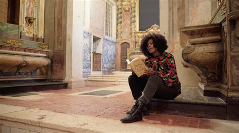 Leitura de Memorial do Convento pela atriz Cleo Diára Rota Memorial