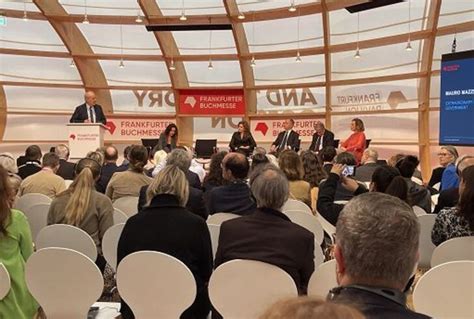 Italia Ospite D Onore Buchmesse Radici Futuro E Pluralismo