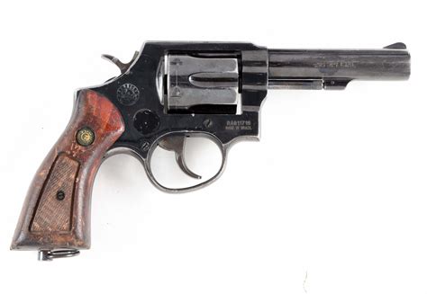 Weapon enthusiasts debate if 38 remains the most reliable choice 7