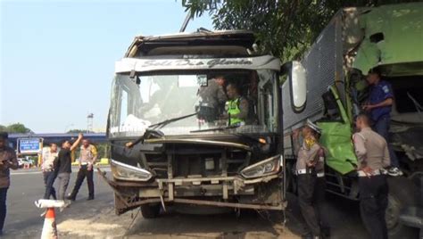 Polisi Tetapkan Sopir Bus Po Handoyo Jadi Tersangka Kasus Kecelakaan