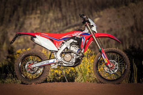 Honda Actualiza Su Gama De Enduro Motorenlineaes La Revista