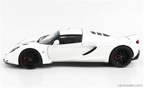 Autoart Scale Hennessey Venom Gt Coupe Spider White