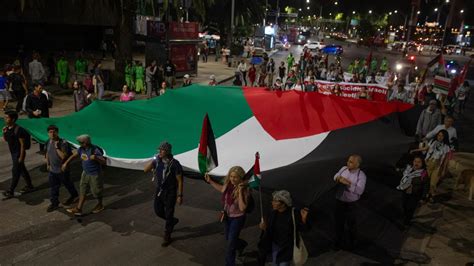 Cientos De Personas Se Manifiestan En México Contra Los Ataques De Israel Contra Gaza Trt Español