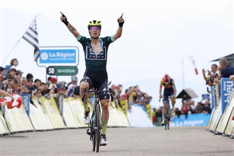 Critérium du Dauphiné 2024 Primoz Roglic fait coup double au Collet d