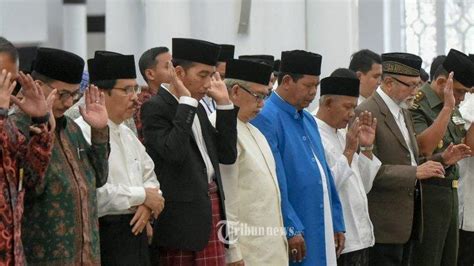 Berapa Jumlah Takbir Sholat Idul Adha Ini Penjelasan Ustaz Abdul Somad