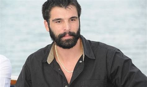 Adanalı dizisinde Maraz Ali karakterini canlandıran Mehmet Akif Alakurt